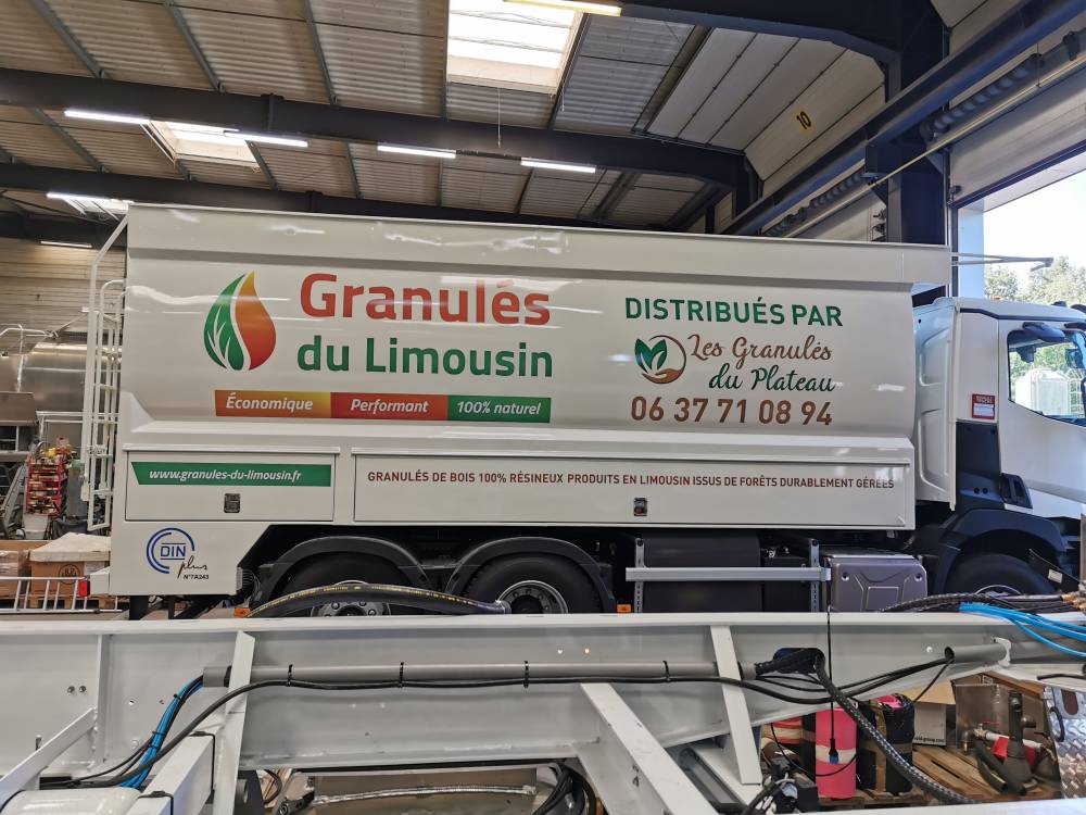 Citernes et semi remorques (17)