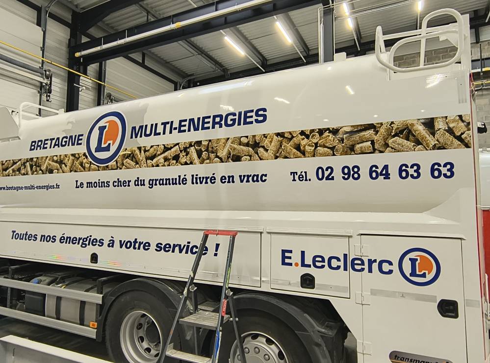 Citernes et semi remorques (21)